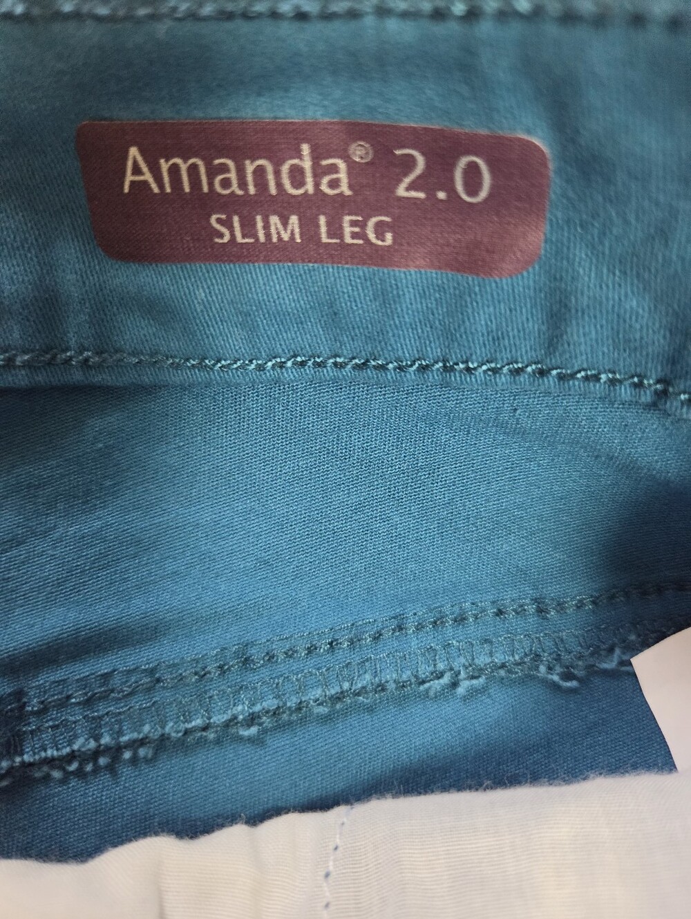 NWT Amanda 2.0 By Gloria Vanderbilt Ink Blue Size 16 Short Pants - Picture 5 of 12